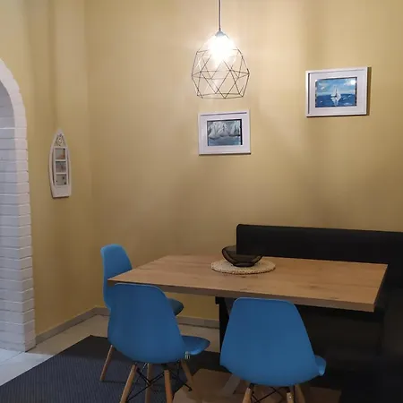 דירה Tuerkiz - 5 Szobas 13 Fos Apartmanhaz 4km A Balaton- *