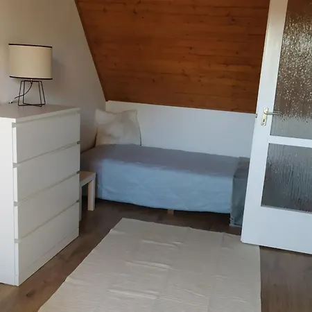 Tuerkiz - 5 Szobas 13 Fos Apartmanhaz 4km A Balaton- דירה