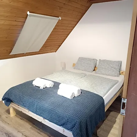 דירה Tuerkiz - 5 Szobas 13 Fos Apartmanhaz 4km A Balaton- Balatonszabadi Fürdőtelep