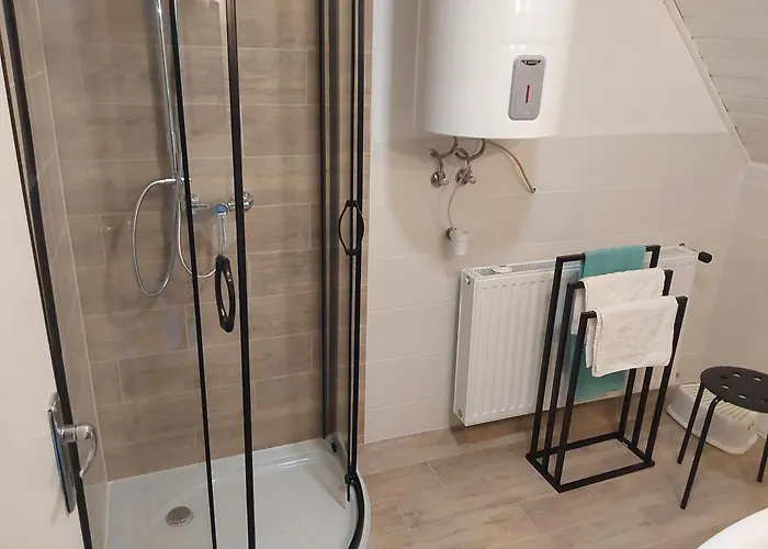 Türkiz - 5 Szobás 13 Fős 4km A Balaton- Apartman Balatonszabadi Fürdőtelep